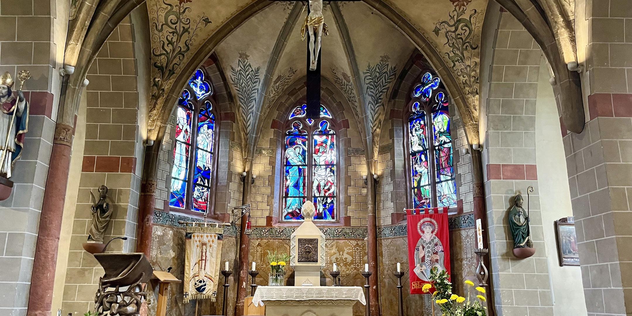Der Altarraum der Wallfahrtskirche St. Lambertus (c) Michael Fischer Der Altarraum der Wallfahrtskirche St. Lambertus